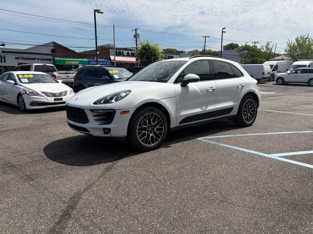 2018 Porsche Macan 