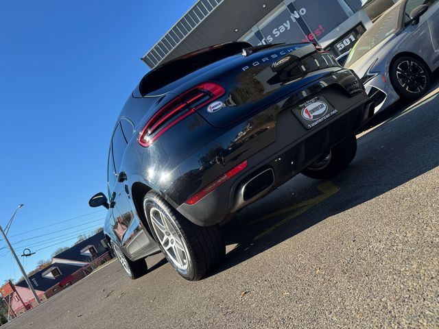 2018 Porsche Macan 