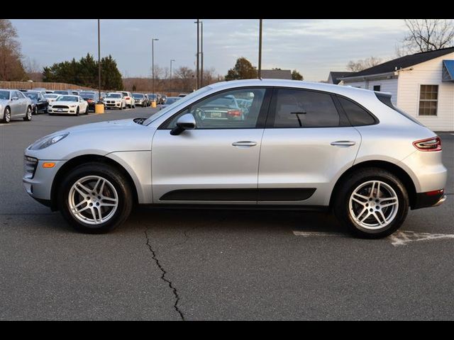 2018 Porsche Macan Base