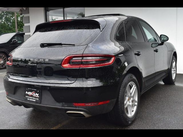 2018 Porsche Macan 