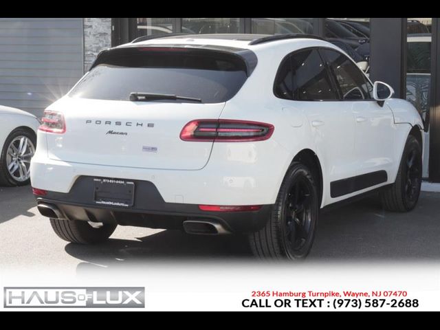 2018 Porsche Macan 