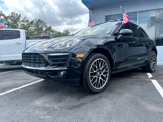 2018 Porsche Macan 