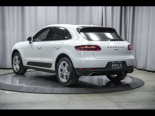 2018 Porsche Macan Base