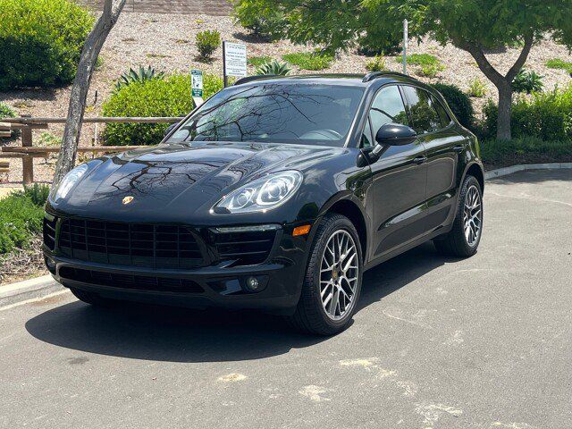 2018 Porsche Macan Base