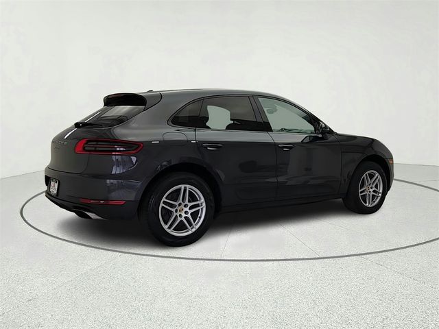 2018 Porsche Macan Base