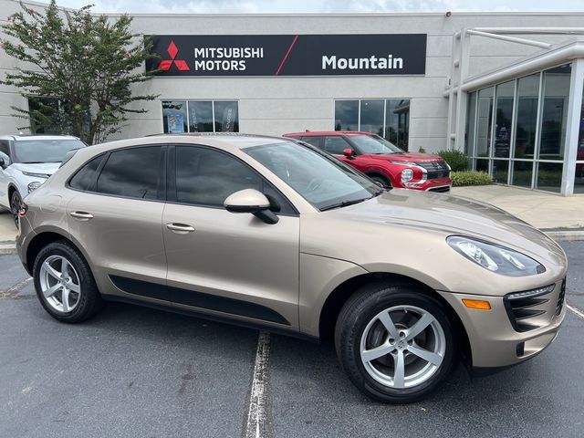 2018 Porsche Macan Base