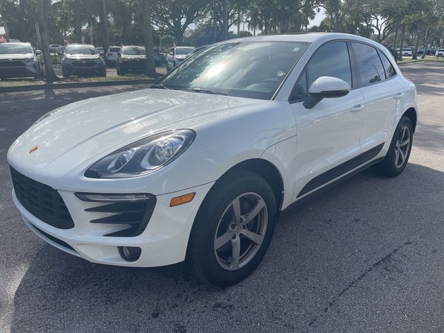 2018 Porsche Macan Base