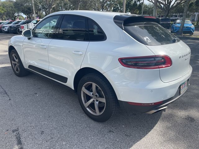 2018 Porsche Macan Base