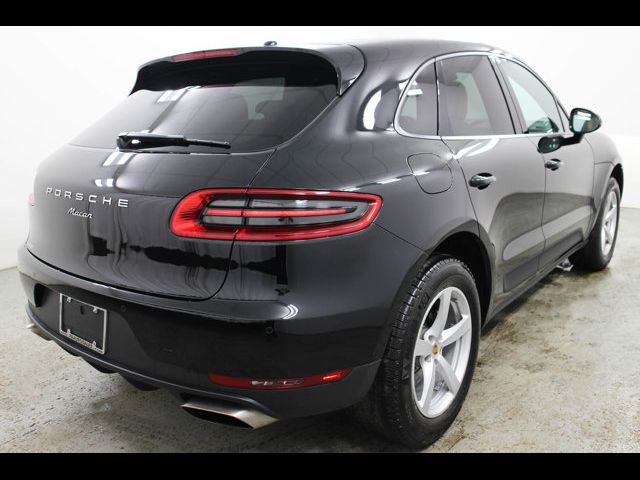 2018 Porsche Macan Base