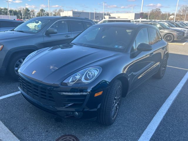 2018 Porsche Macan Base