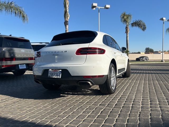 2018 Porsche Macan Base