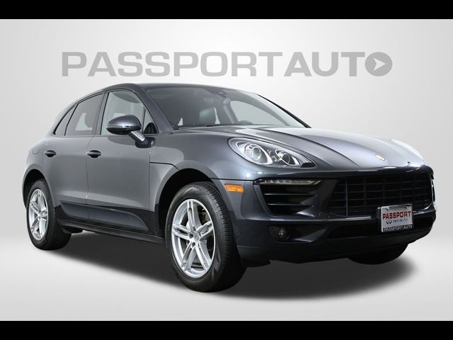 2018 Porsche Macan Base