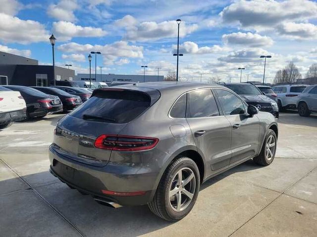 2018 Porsche Macan Base