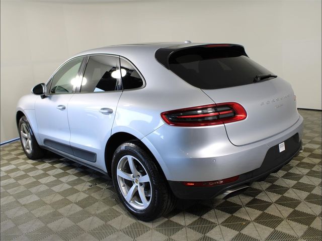 2018 Porsche Macan Base