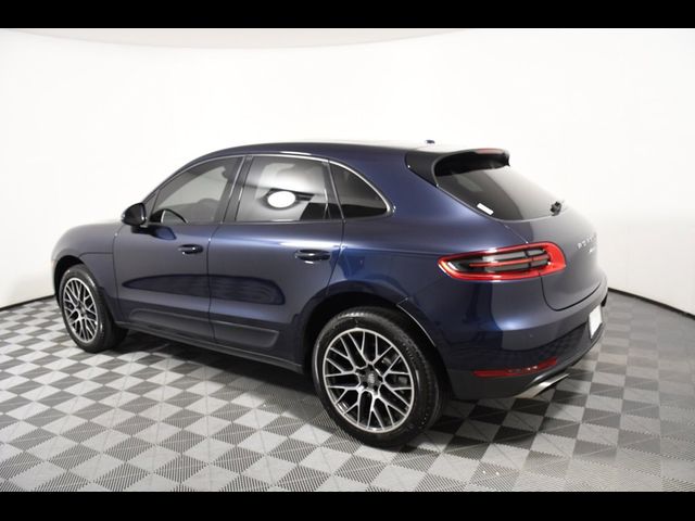 2018 Porsche Macan Base