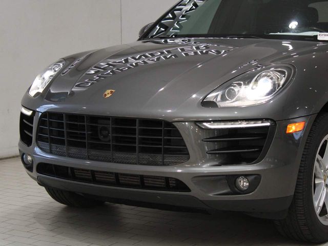 2018 Porsche Macan 