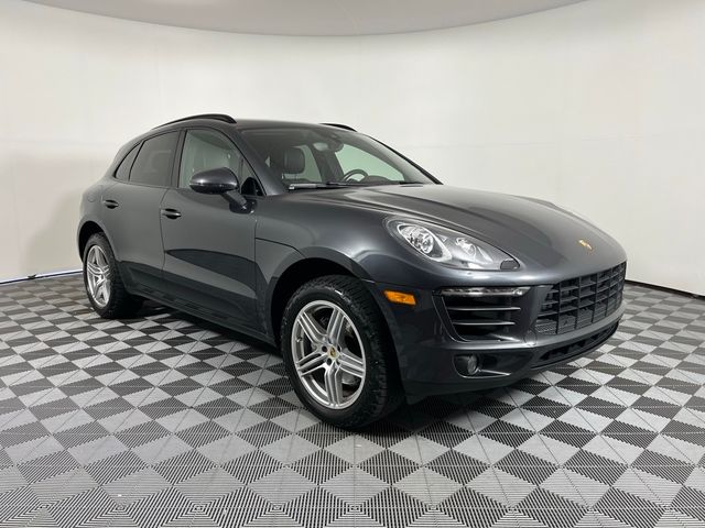 2018 Porsche Macan Base