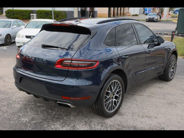 2018 Porsche Macan 