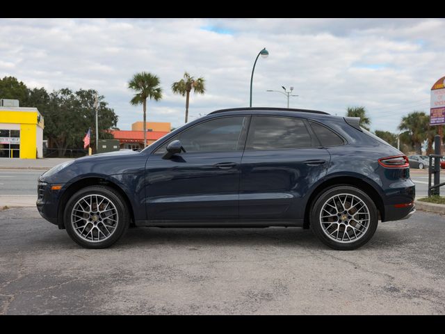 2018 Porsche Macan 