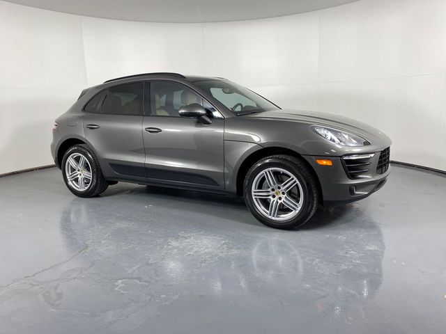 2018 Porsche Macan Base