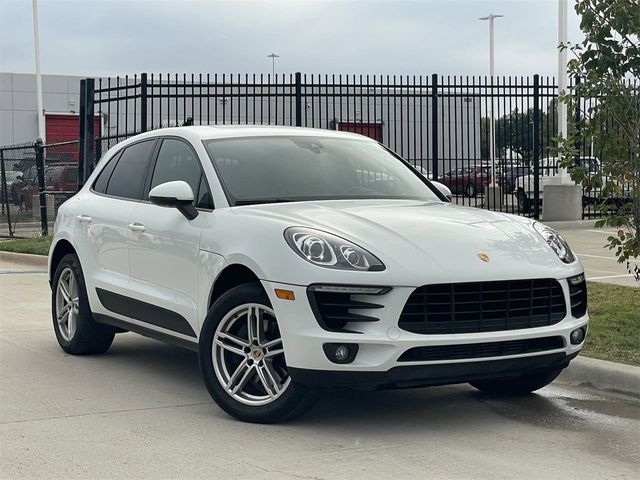 2018 Porsche Macan 