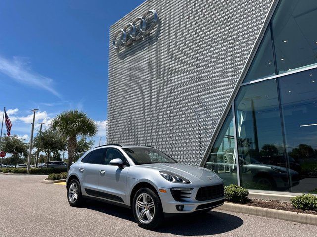 2018 Porsche Macan Base