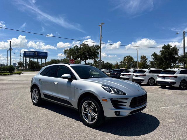 2018 Porsche Macan Base