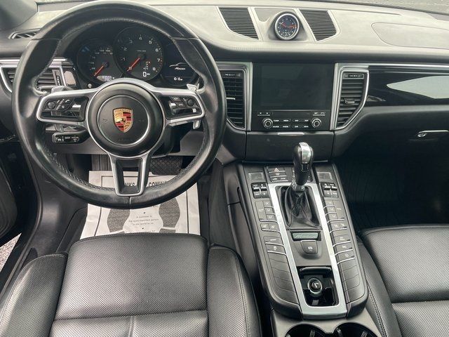 2018 Porsche Macan Base