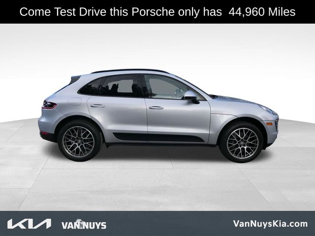 2018 Porsche Macan Base