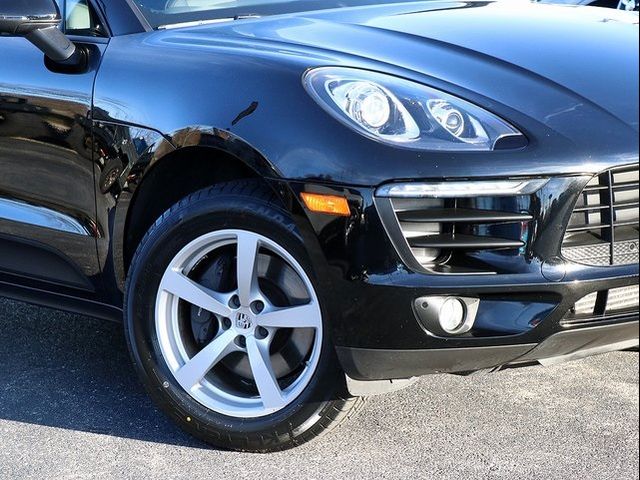 2018 Porsche Macan Base