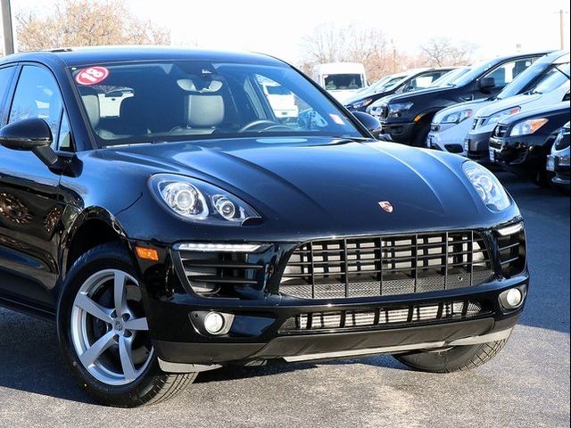 2018 Porsche Macan Base