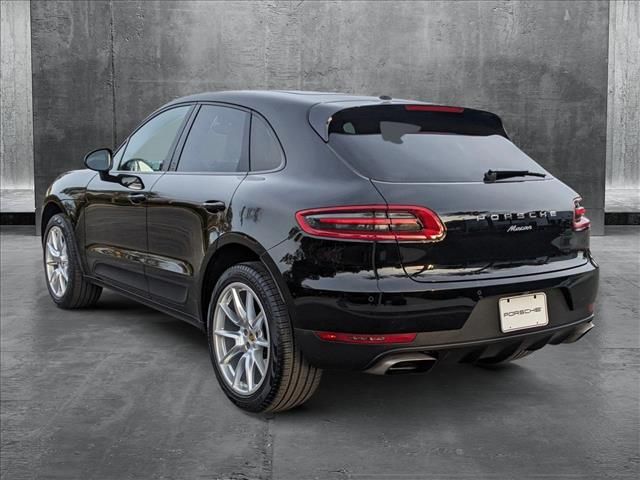 2018 Porsche Macan Base