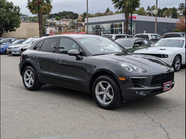 2018 Porsche Macan Base