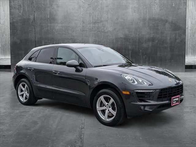 2018 Porsche Macan Base