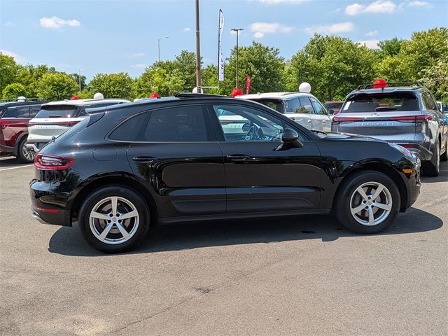 2018 Porsche Macan Base