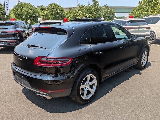 2018 Porsche Macan Base