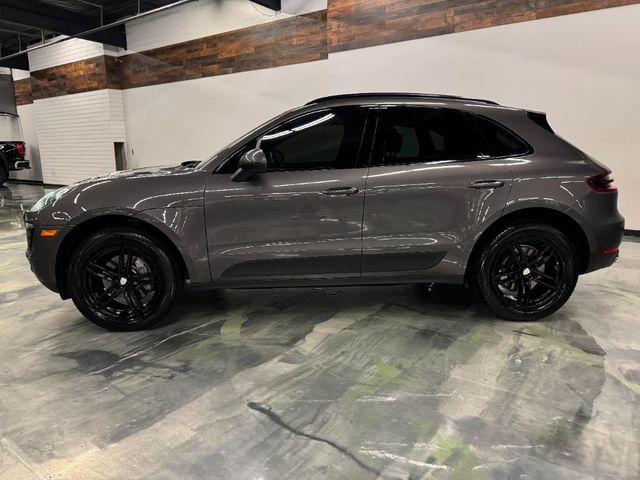 2018 Porsche Macan Base