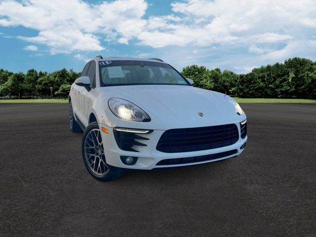 2018 Porsche Macan 