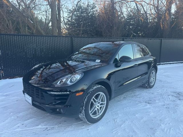 2018 Porsche Macan Base