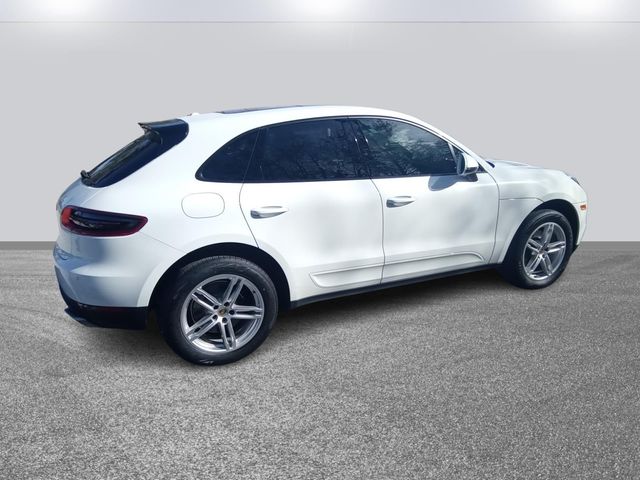 2018 Porsche Macan Base