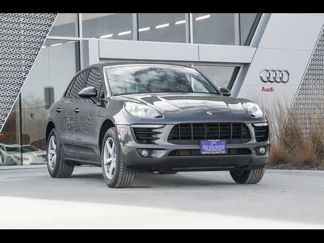 2018 Porsche Macan Base