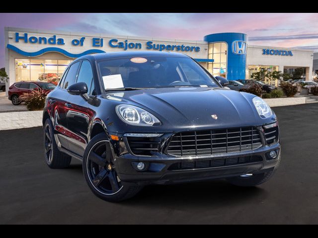 2018 Porsche Macan Base