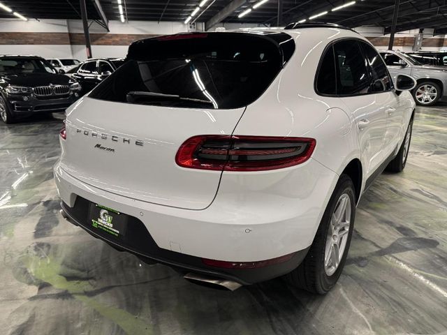 2018 Porsche Macan Base