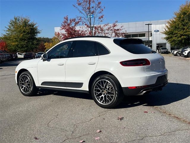 2018 Porsche Macan 