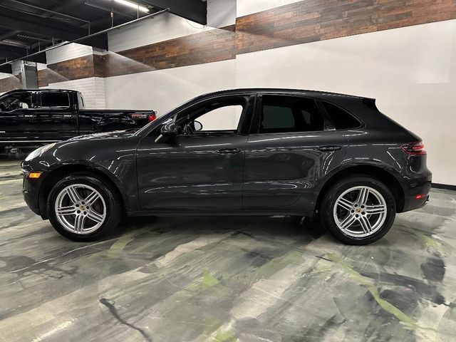 2018 Porsche Macan Base