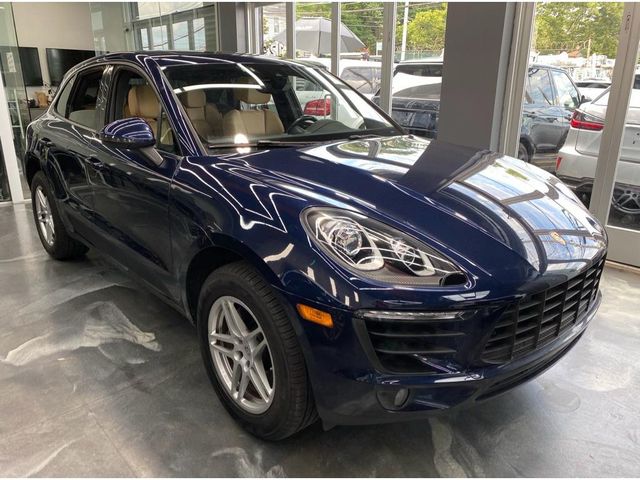 2018 Porsche Macan Base