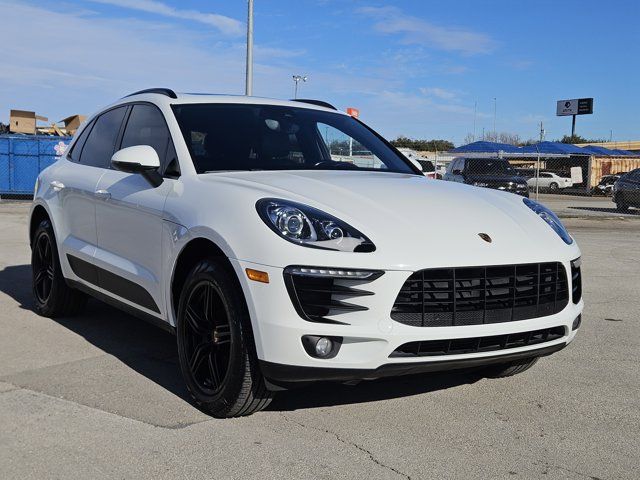 2018 Porsche Macan Base