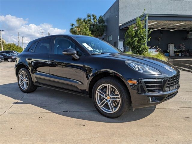 2018 Porsche Macan Base