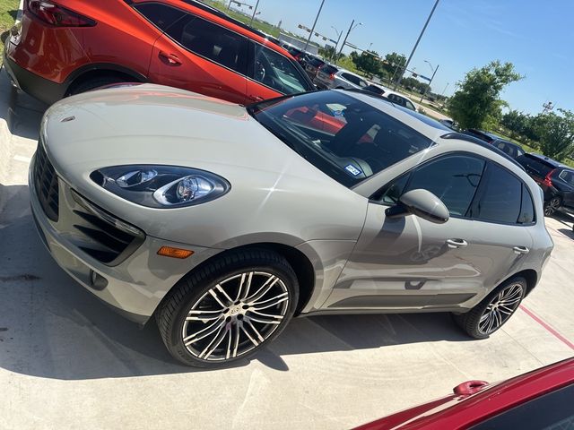 2018 Porsche Macan Base