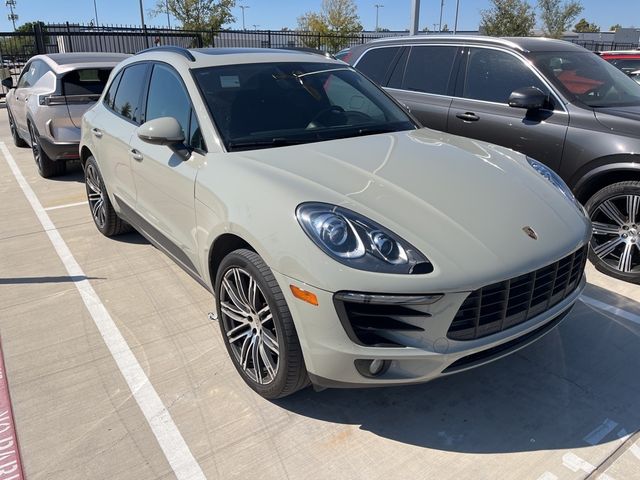 2018 Porsche Macan Base